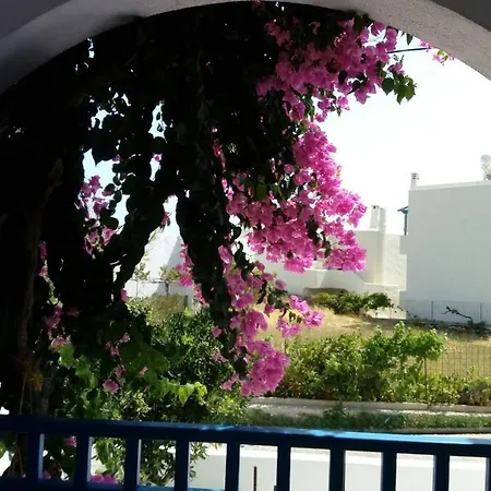 3 Min From The Beach-white&blue House In * Apollon (Naxos)