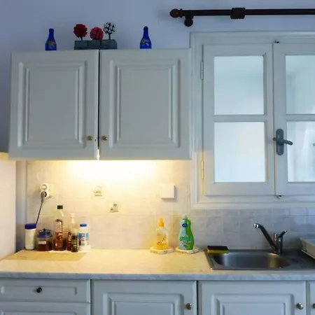 Apartament 3 Min From The Beach-white&blue House In Apollon (Naxos)